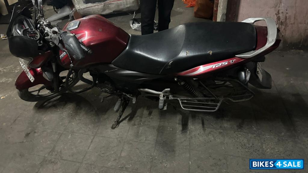Bajaj Discover 125