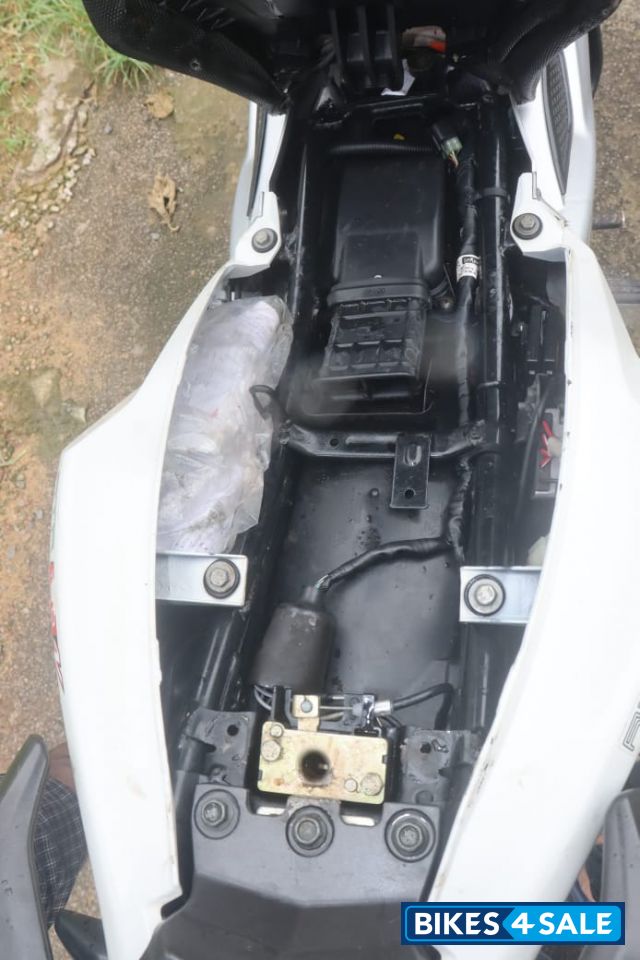 Mat Blue TVS Apache RTR 160 4V Special Edition