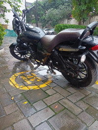Bajaj Avenger Street 160