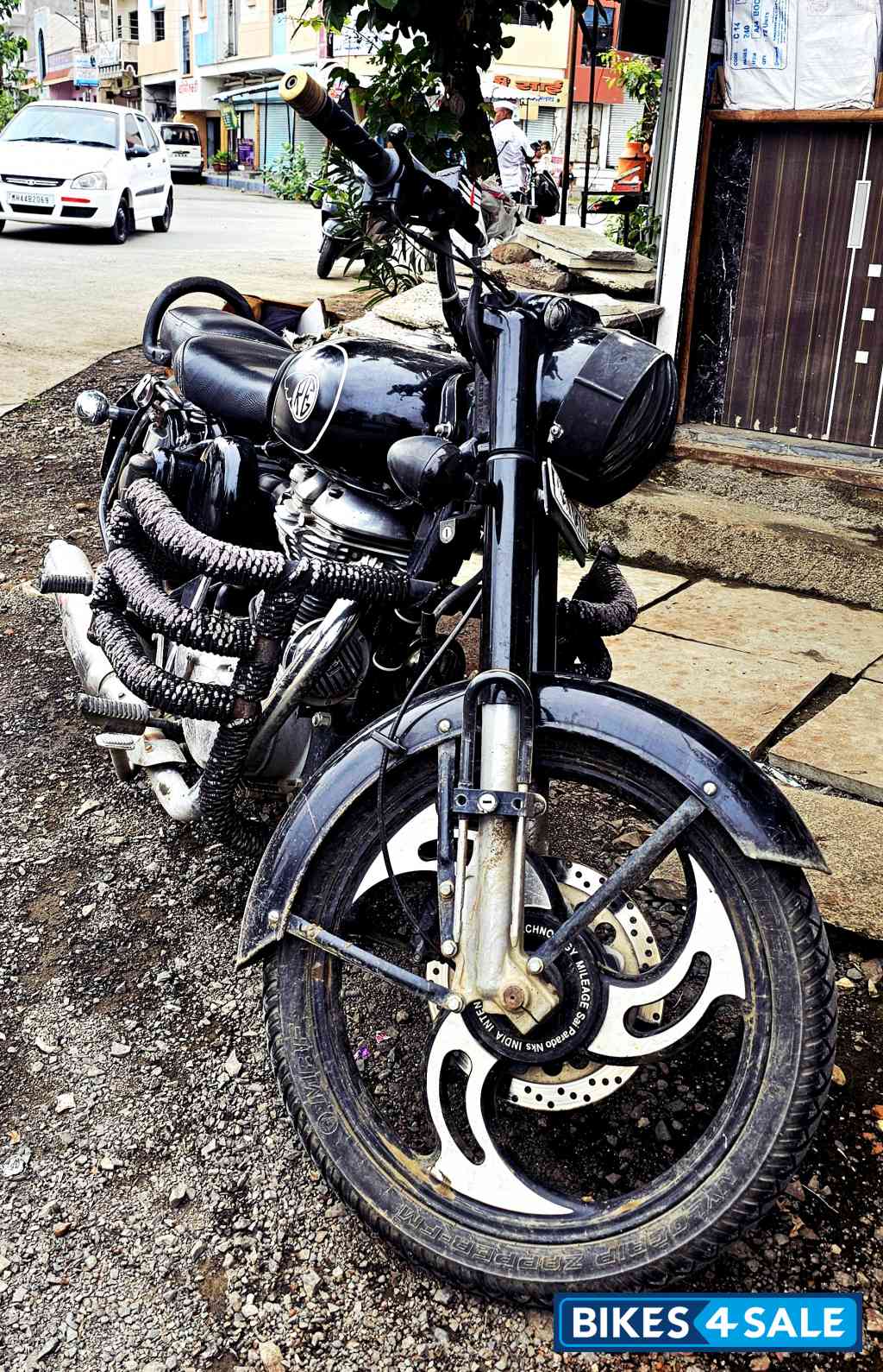 Black Royal Enfield Classic 350