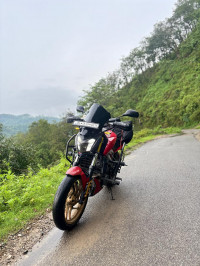 Bajaj Dominar 400