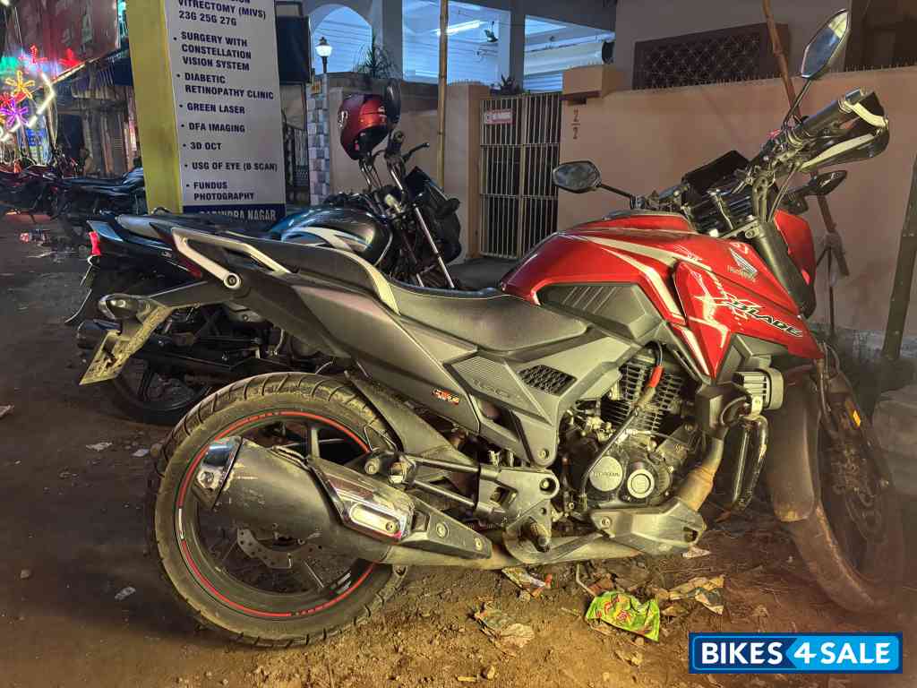 Honda XBlade BS6