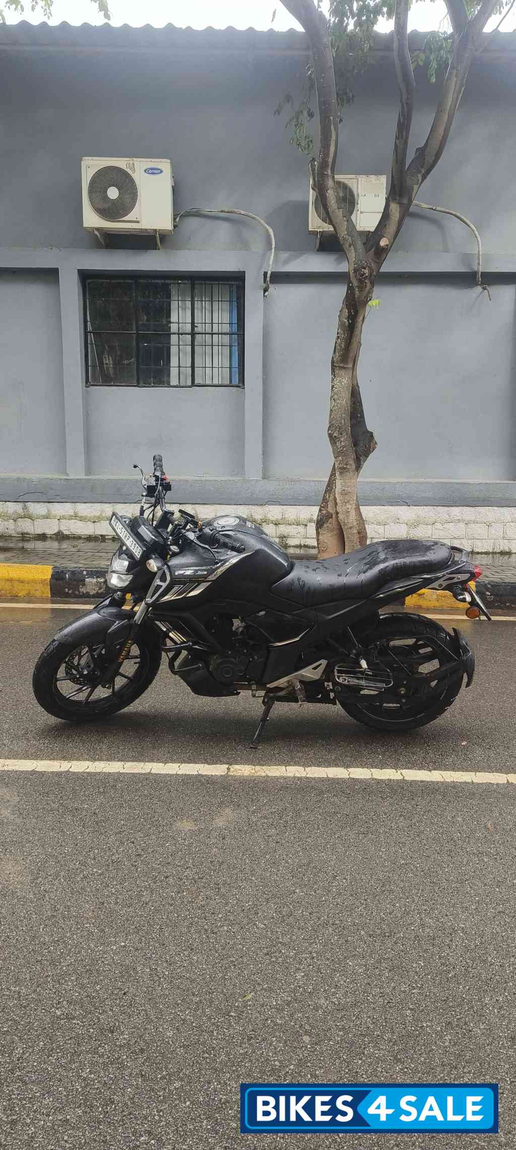 Yamaha FZ-S FI V3