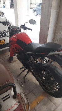 Red Revolt RV400 Eclipse Red