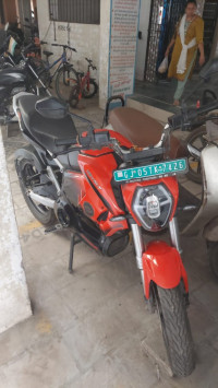 Red Revolt RV400 Eclipse Red