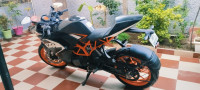 A Black KTM RC 200