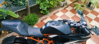A Black KTM RC 200