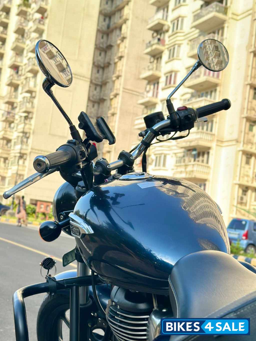 Blue Royal Enfield Meteor 350