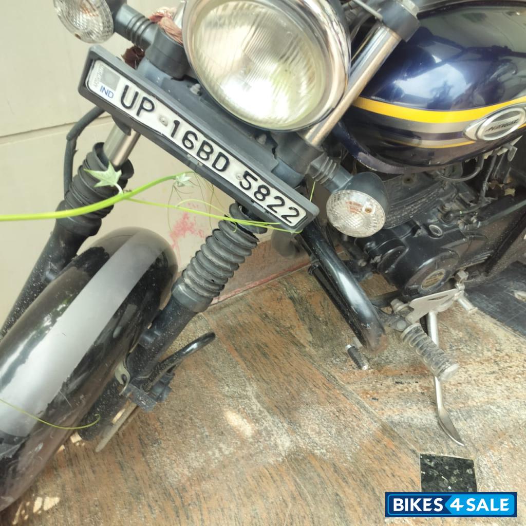 Bajaj Avenger