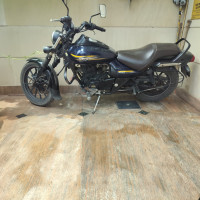 Bajaj Avenger