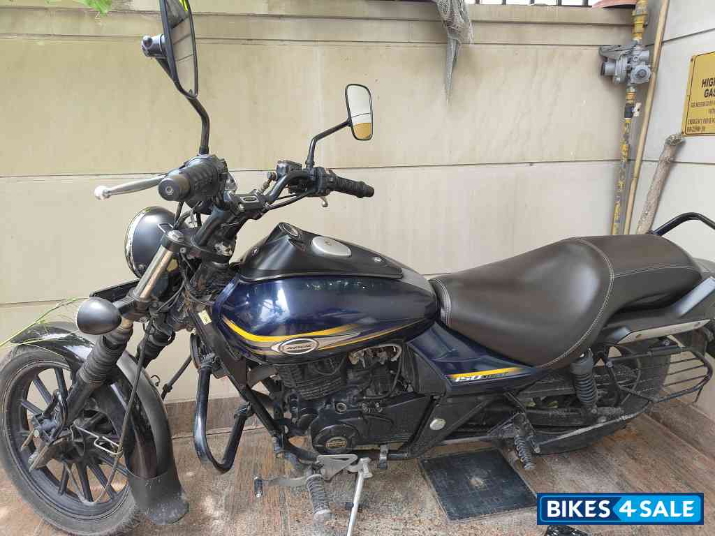 Bajaj Avenger