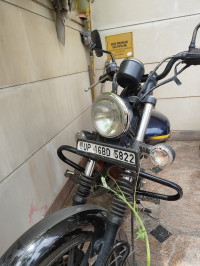 Bajaj Avenger