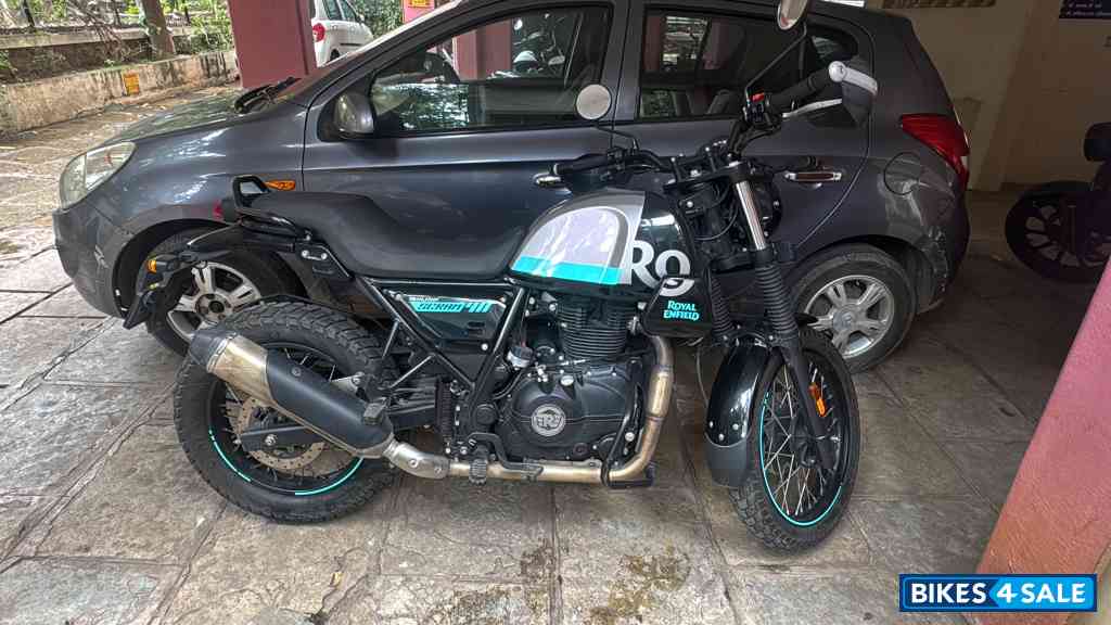 Royal Enfield Scram 411 Royal Enfield Scram 411