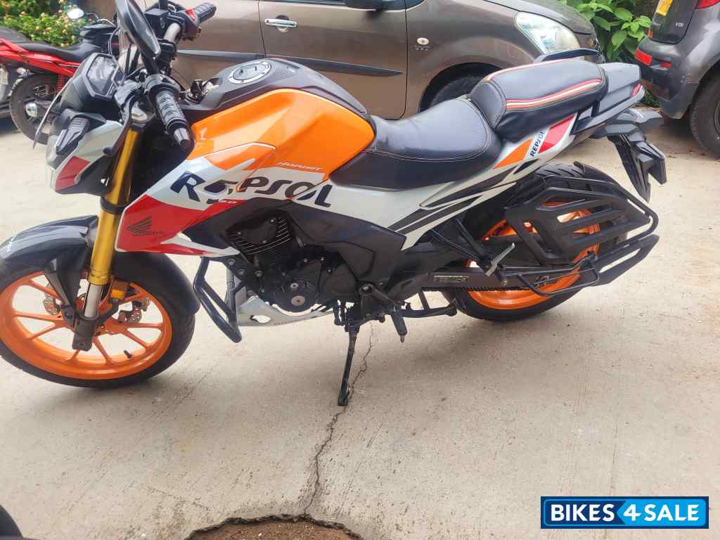 Honda Hornet 2.0 Repsol Edition