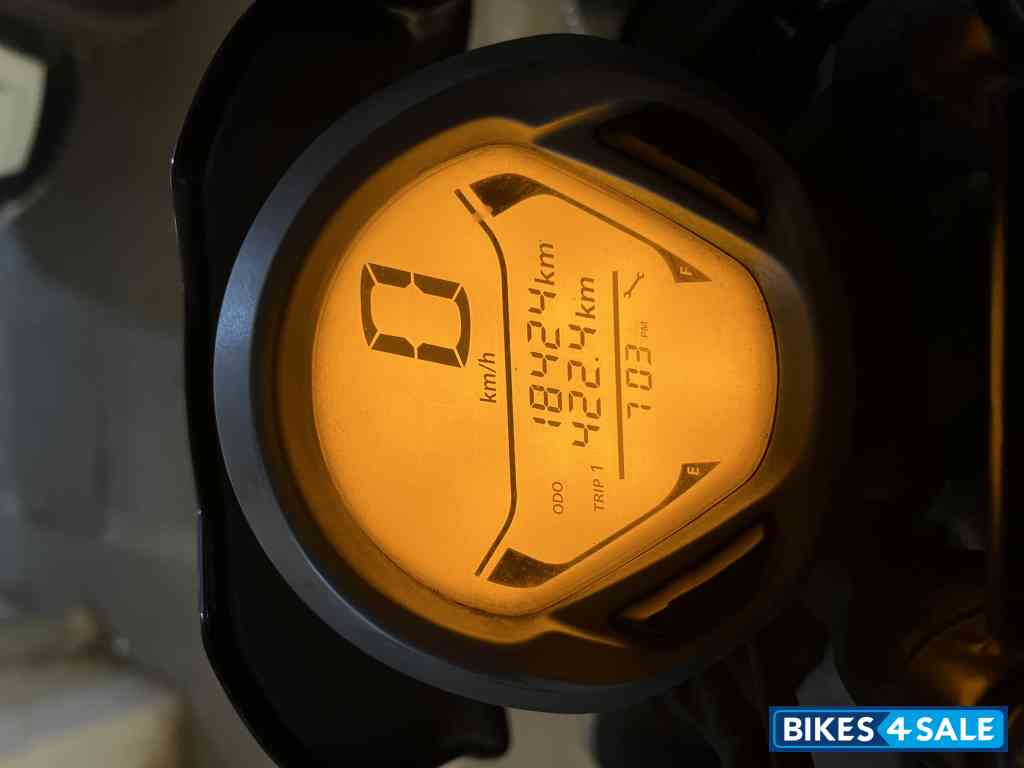 Bajaj Avenger Street 220