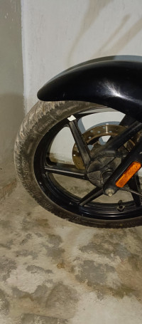 Black Bajaj Pulsar 125 Neon Disc Single Seat