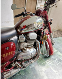 Maroon Jawa Jawa BS6