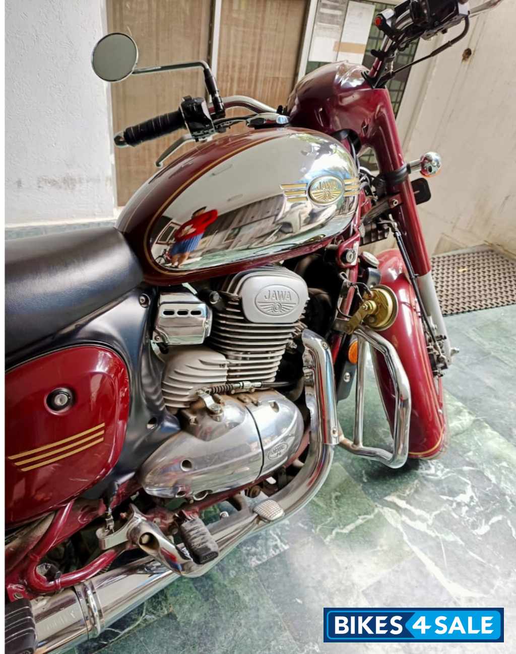 Maroon Jawa Jawa BS6