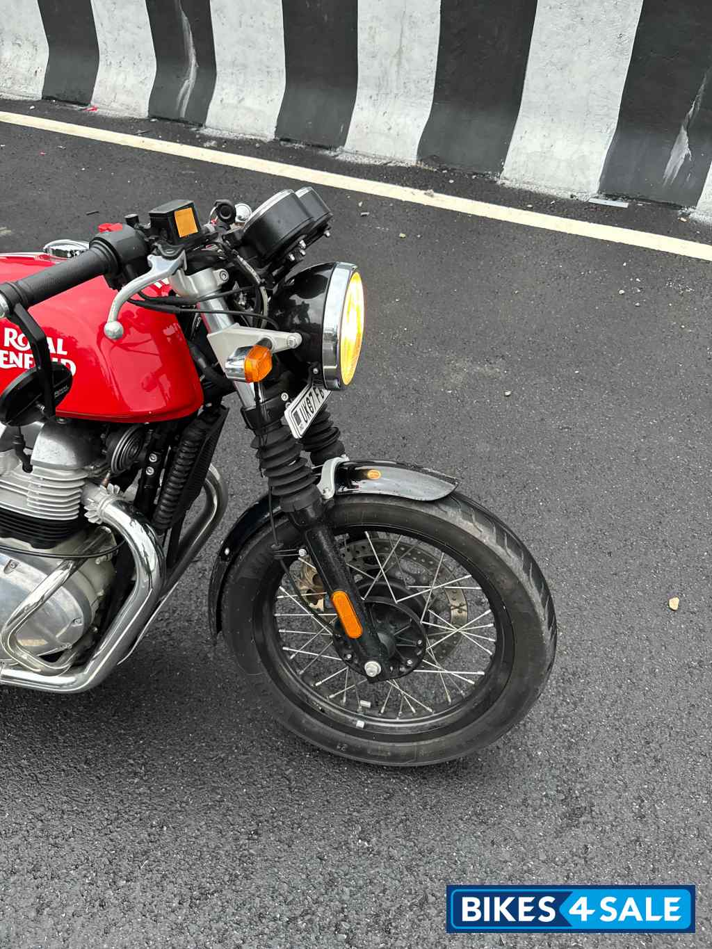 Rocker Red Royal Enfield Continental GT 650