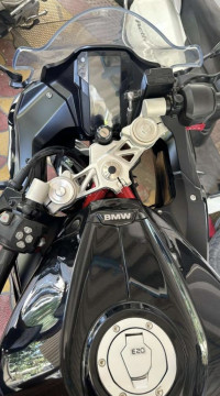 Cosmic Black BMW G 310 RR