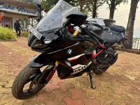 Cosmic Black BMW G 310 RR