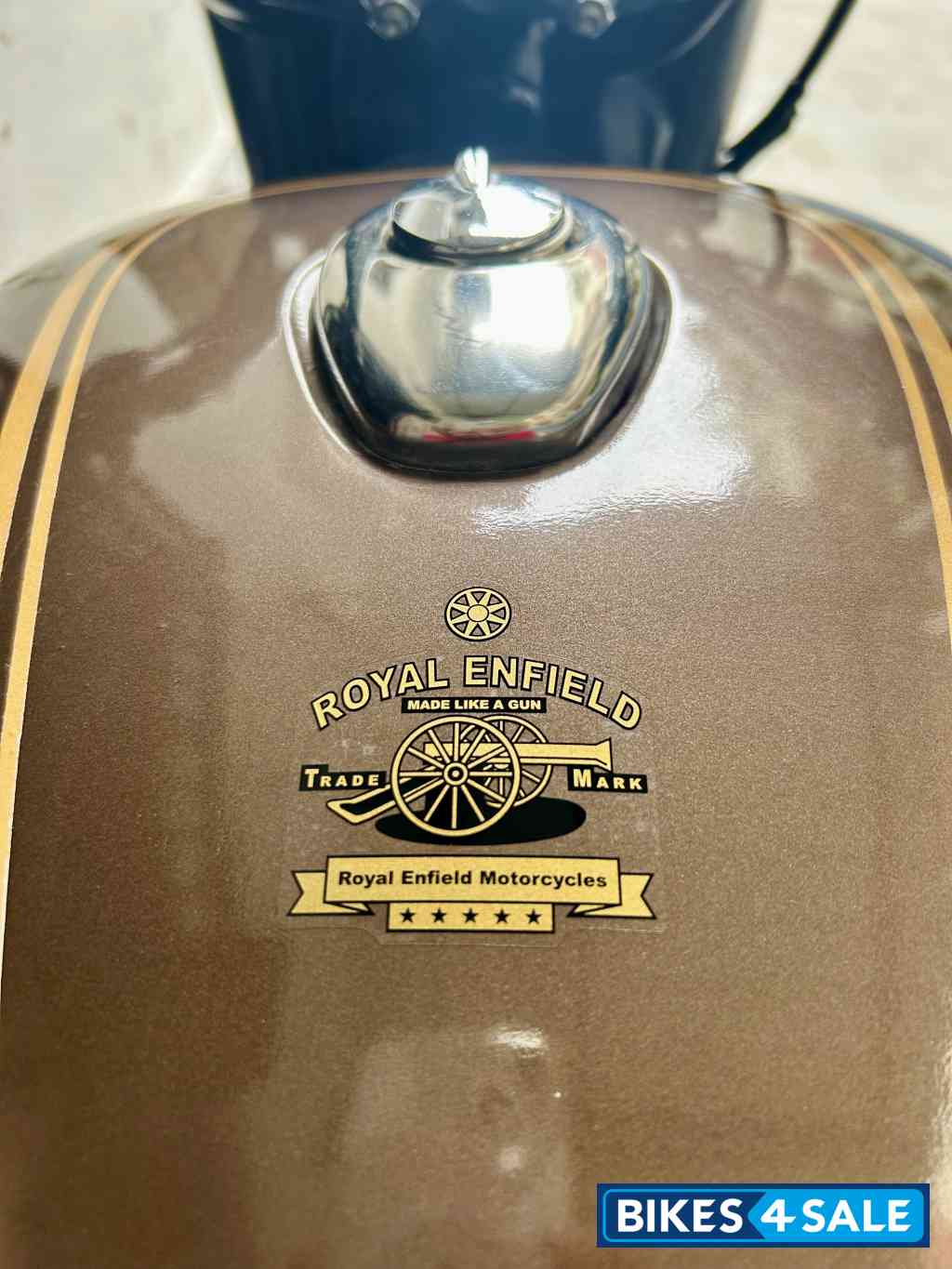 Red Royal Enfield Classic 350 Redditch Red