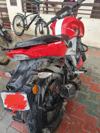 Red TVS Apache RTR 160 4V