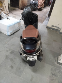 Black Honda Aviator