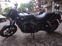 Black Harley Davidson Street 750