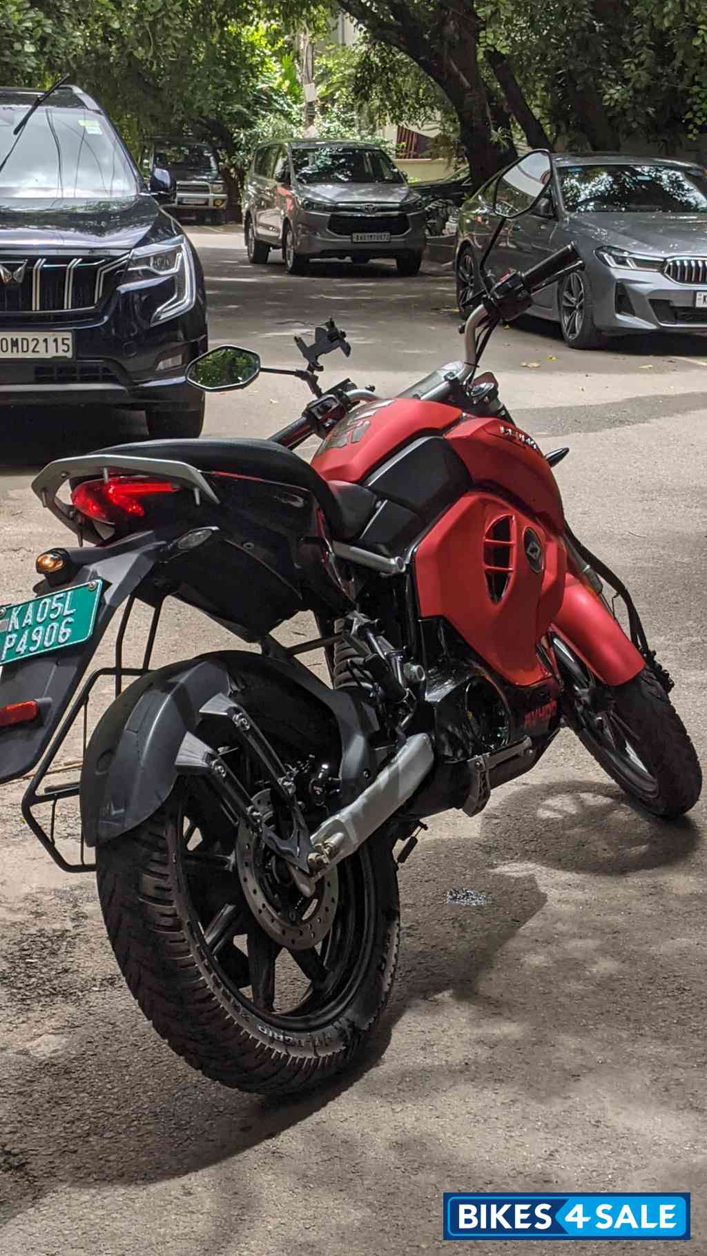 Rebel Red Revolt RV 400