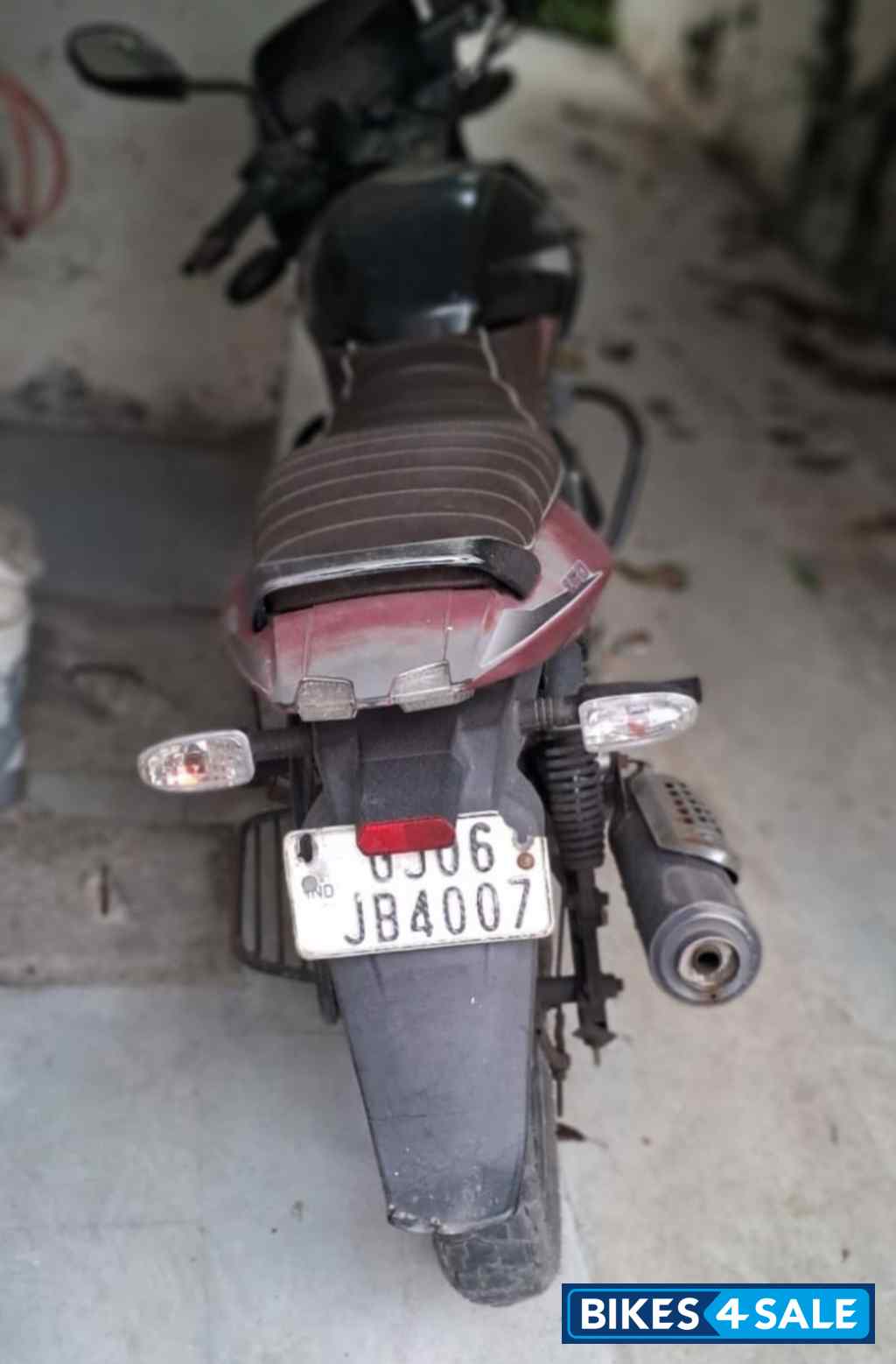 Black Bajaj Pulsar 150