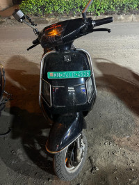 BGauss B8 Li Technology 2022 Model