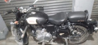 Black Royal Enfield Classic 350 BS VI