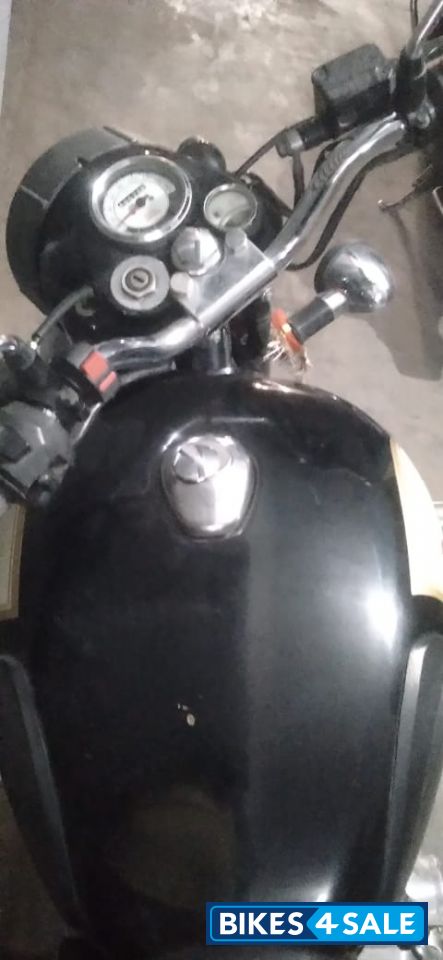 Black Royal Enfield Classic 350 BS VI