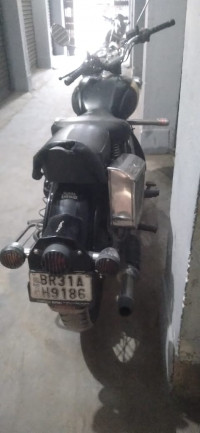 Black Royal Enfield Classic 350 BS VI