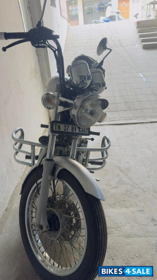 Royal Enfield Thunderbird