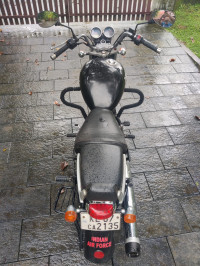 Black Royal Enfield Thunderbird 350