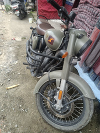 Royal Enfield Classic 350 Dual Channel BS6