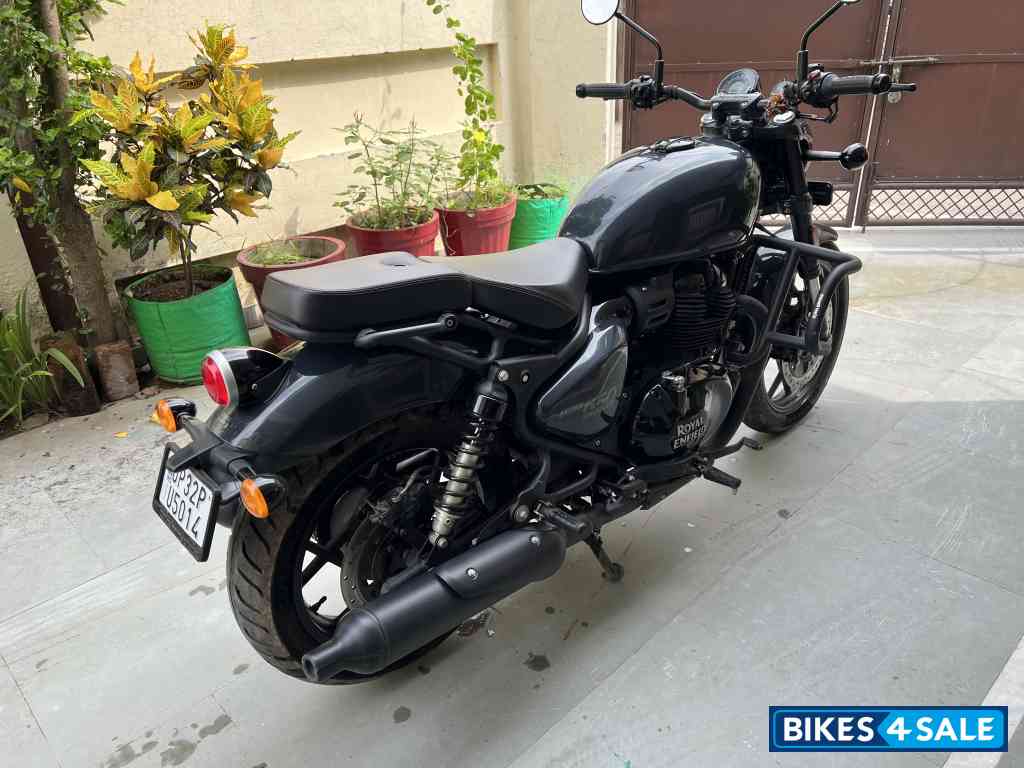 Royal Enfield Shotgun 650