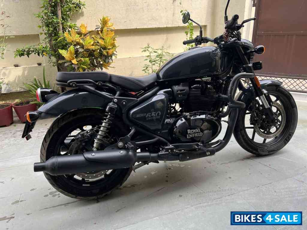 Royal Enfield Shotgun 650 Royal Enfield Shotgun 650