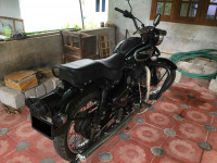 Black Royal Enfield Bullet Standard 500