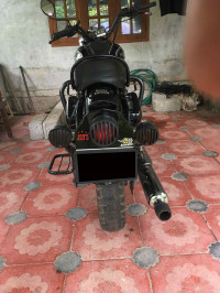 Black Royal Enfield Bullet Standard 500