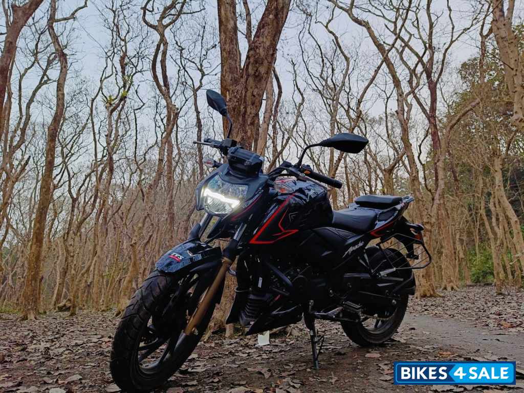 Black & Red TVS Apache RTR 200 4V ABS