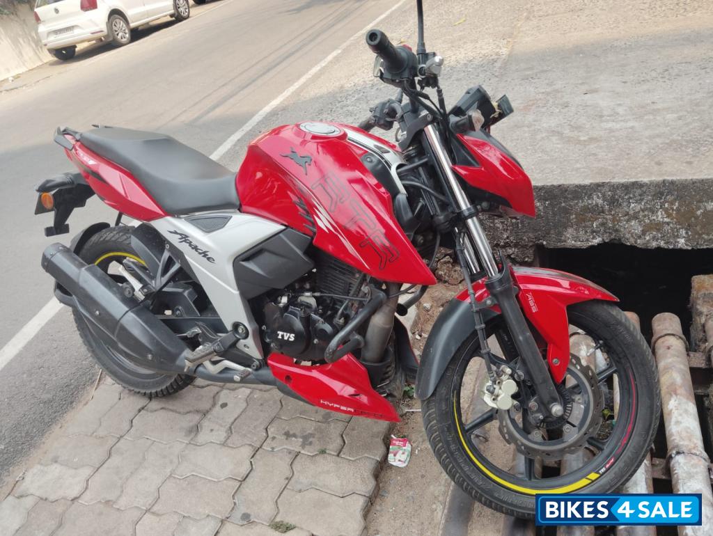 TVS Apache RTR 160 4V BS6 TVS Apache RTR 160 4V BS6