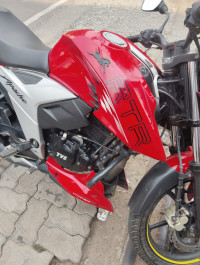 TVS Apache RTR 160 4V BS6