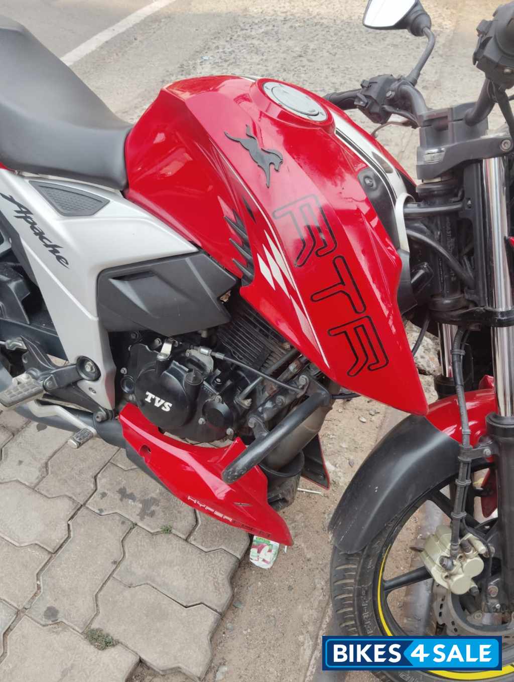 TVS Apache RTR 160 4V BS6 TVS Apache RTR 160 4V BS6