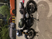 Triumph Scrambler 400 X
