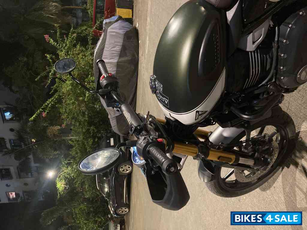 Triumph Scrambler 400 X