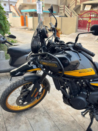 Royal Enfield Himalayan 452