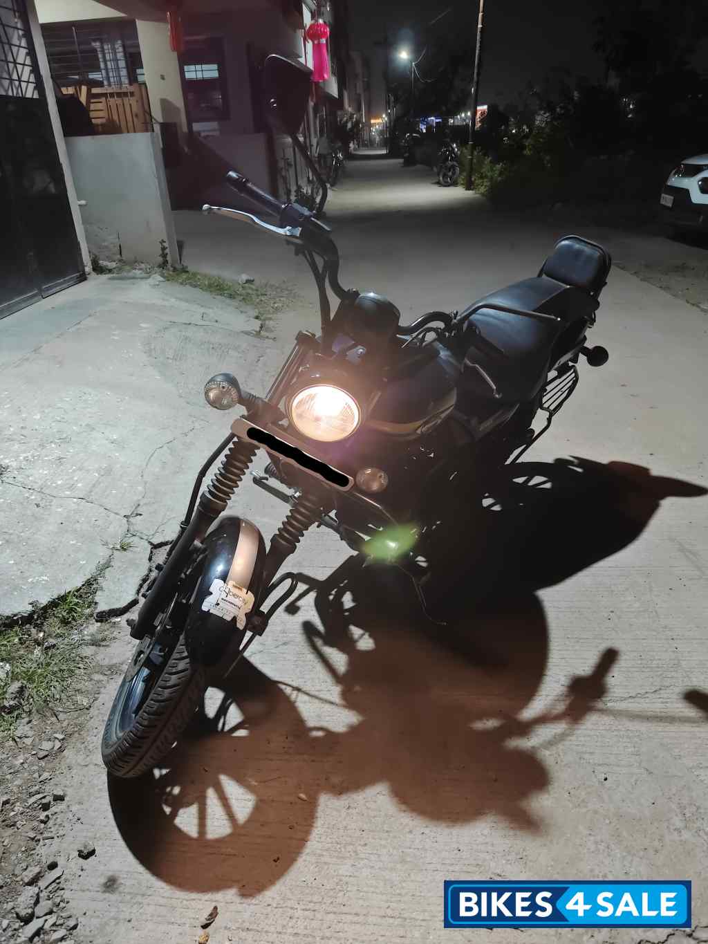 Blue Bajaj Avenger Street 150